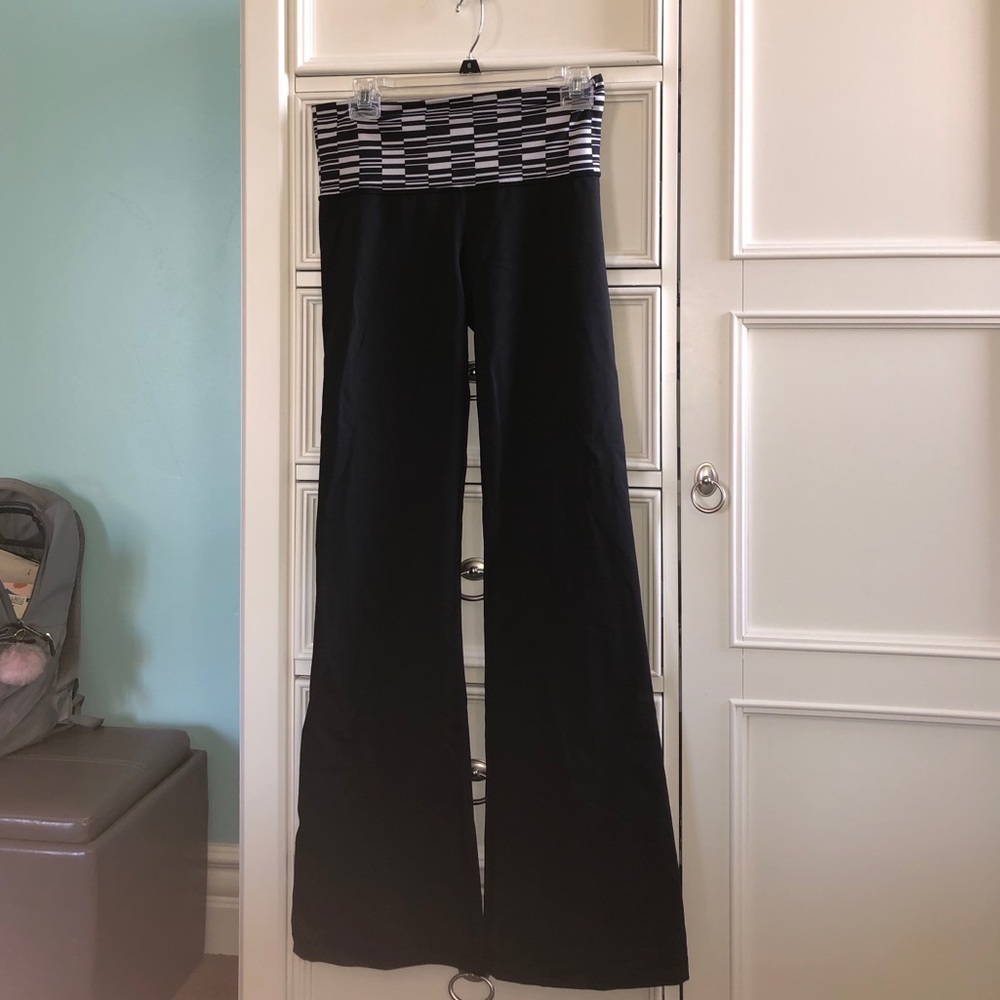 lululemon flare yoga pants